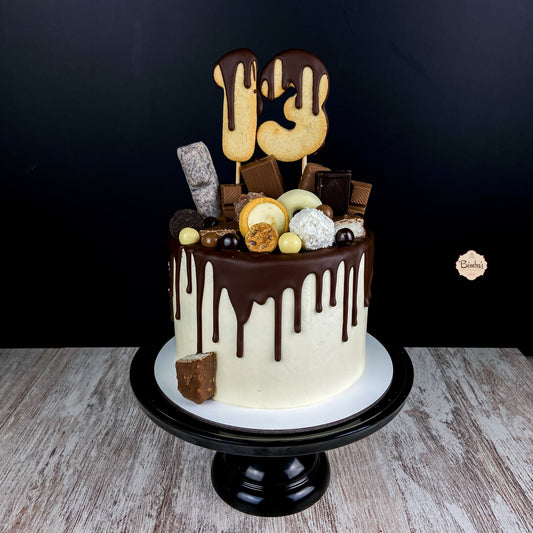 Tarta Gotas Chocolate Bizcocho Vainilla (drip)