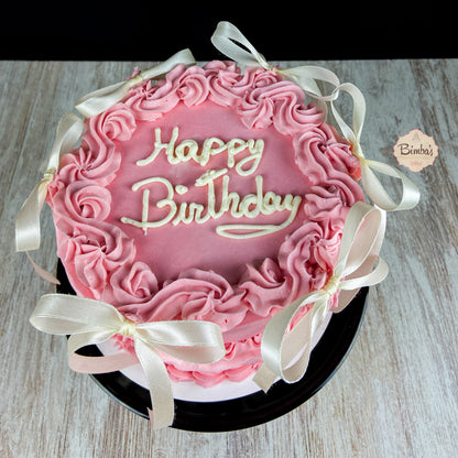 Tarta Vintage con Lazos y Puntos