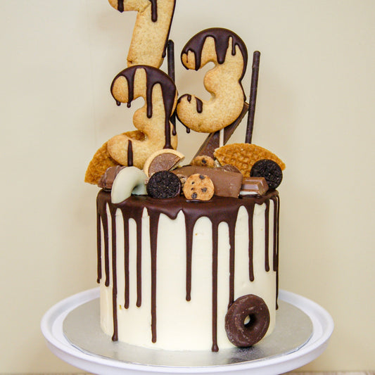 Tarta Gotas Chocolate Bizcocho Carrot (Drip)