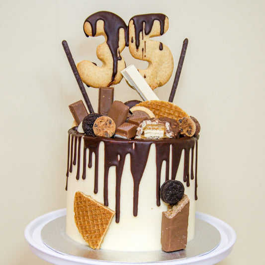 Tarta Gotas Chocolate Bizcocho Red Velvet (drip)