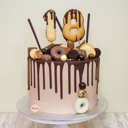 Tarta Gotas Chocolate Bizcocho Vainilla (drip)